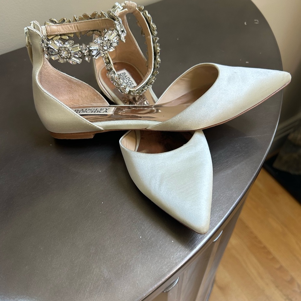 Badgley Mischka Cream Flats with Crystal Ankle Strap